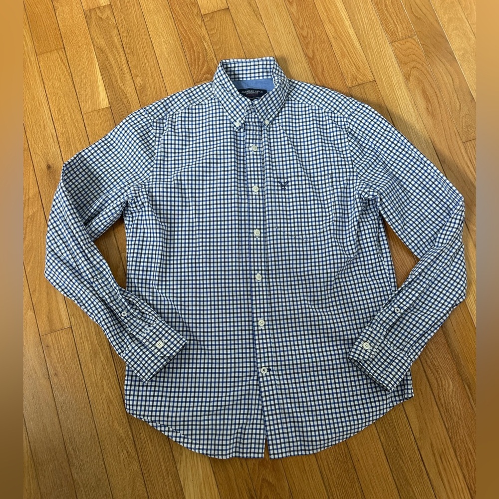 Men’s American Eagle Outfitters Blue and White Plaid Shirt Size Small